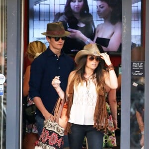 Louis Sarkozy et sa nouvelle compagne Capucine Anav : heureux et amoureux à Saint-Tropez le 23 juillet 2015.