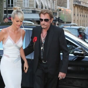 Johnny Hallyday et sa femme Laeticia Hallyday à la soirée "Vogue Paris Foundation Gala" au palais Galliera à Paris, le 6 juillet 2015.