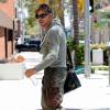 Mickey Rourke se promène dans les rues à Beverly Hills Los Angeles, le 25 juillet 2015