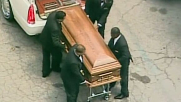 Mort de Bobbi Kristina : Les funérailles s'organisent, le corps rejoint Whitney