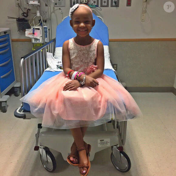 Leah, la fille de Devon Still atteinte d'un cancer, vient faire des tests pour confirmer sa rémission - juillet 2015