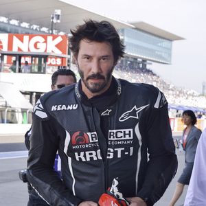 Keanu Reeves essaye sa moto sur le circuit de Suzuka au Japon le 25 Juillet 2015