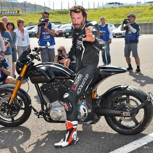 Keanu Reeves essaye sa moto sur le circuit de Suzuka au Japon le 25 Juillet 2015