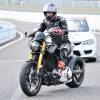 Keanu Reeves essaye sa moto sur le circuit de Suzuka au Japon le 25 Juillet 2015