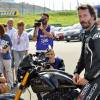 Keanu Reeves essaye sa moto sur le circuit de Suzuka au Japon le 25 Juillet 2015.