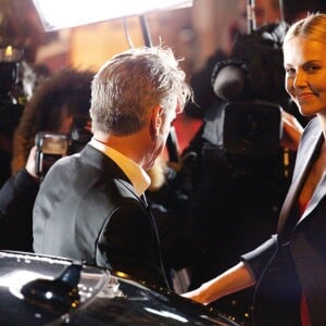 Sean Penn et Charlize Theron - Sorties de la 40e cérémonie des César au théâtre du Châtelet à Paris le 20 février 2015