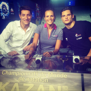 Laure Manaudou avec son frère Florent et Alexandre Boyon, le 3 août 2015 à Kazan