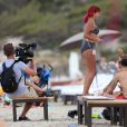 Exclusif - Benjamin Machet ( Les Anges 6 ), Shanna et Barbara ( Les Anges 7 ) sur le tournage de l'émission  Les Vacances des Anges  sur la plage à Formentera, le 17 juin 2015.