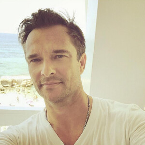 David Hallyday : selfie à Ibiza