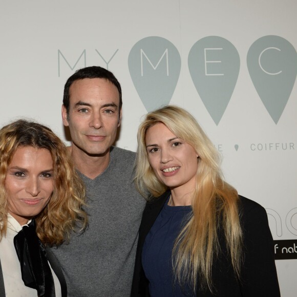 Exclusif - Anthony Delon entre Julie Madar et Nikita Lespinasse lors de la soirée MY M.E.C à Paris, le 26 janvier 2015.