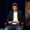 Jesse Eisenberg répond à des questions adressées aux femmes pour interview pour le site humoristique Funny Or Die. (capture d'écran)