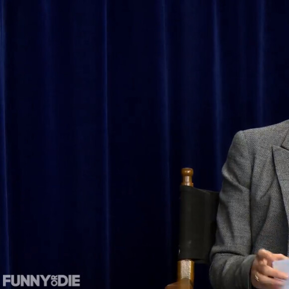 Kristen Stewart en interview pour le site humoristique Funny Or Die. (capture d'écran)