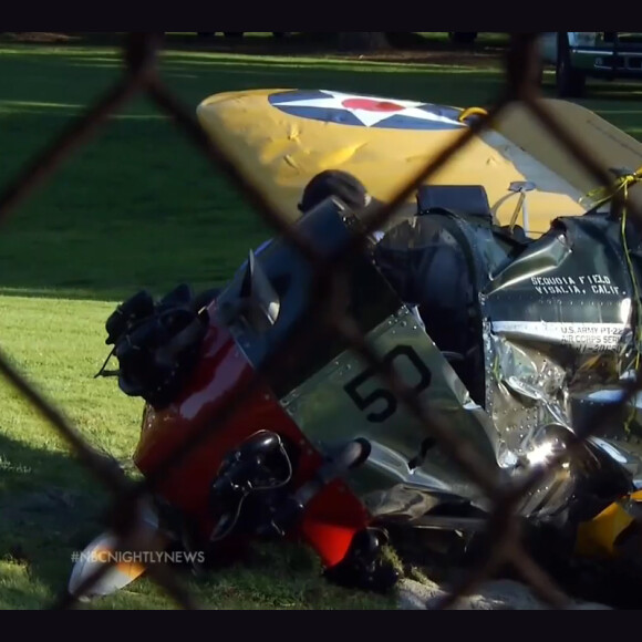 Capture d'écran - Harrison Ford a été blessé quand le petit avion biplace dans lequel il se trouvait s'est écrasé sur un parcours de golf à Venice, dans la banlieue de Los Angeles, le 5 mars 2015.