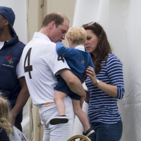 Le prince George de Cambridge lors d'un match de polo du prince William le 14 juin 2015