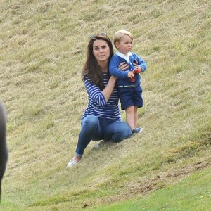 Le prince George de Cambridge lors d'un match de polo du prince William le 14 juin 2015