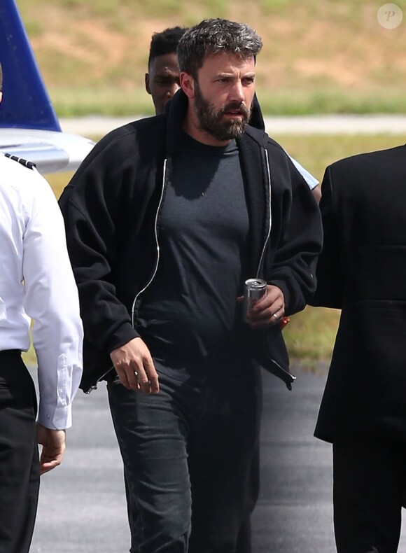 Exclusif - Ben Affleck arrive en jet privé à Atlanta le 8 aout 2015