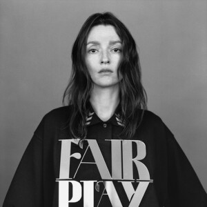 Audrey Marnay pour la collection capsule Lacoste x Lesage