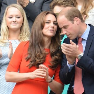 Kate Middleton et le prince William à Wimbledon le 8 juillet 2015. Le couple a entrepris de faire démolir le vieux court de tennis et d'en faire construire un nouveau dans sa propriété d'Anmer Hall.