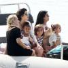 Kendall Jenner, Kourtney Kardashian, North West et Mason Disick en bateau à Saint-Barthélemy. Le 20 août 2015.