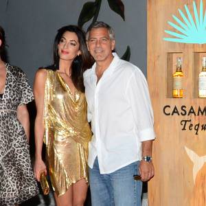 George Clooney et sa femme Amal Alamuddin Clooney - Soirée de lancement de la marque de téquila "Casamigos" à Ibiza, le 23 août 2015.