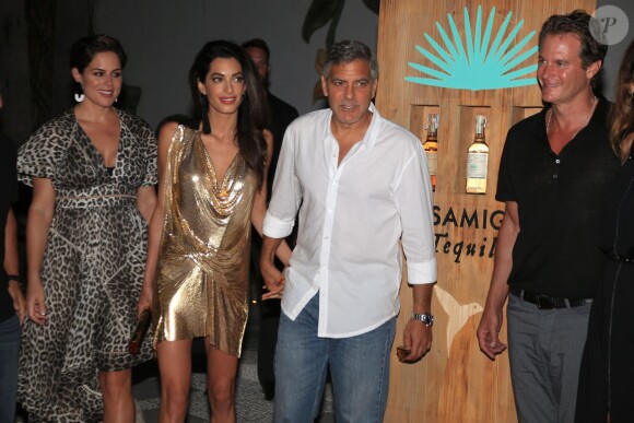 George Clooney et sa femme Amal Alamuddin Clooney, Rande Gerber - Soirée de lancement de la marque de téquila "Casamigos" à l'hôtel Ushuaïa Ibiza Beach à Ibiza, le 23 août 2015.
