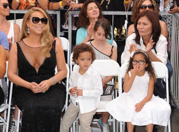 Mariah Carey et ses enfants Moroccan Cannon, Monroe Cannon sur le Hollywood Walk of Fame à Los Angeles, le 5 août 2015