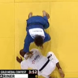 Image de la finale de Teddy Riner sacré champion du monde de judo des plus de 100 kilos à Astana, le 29 août 2015.