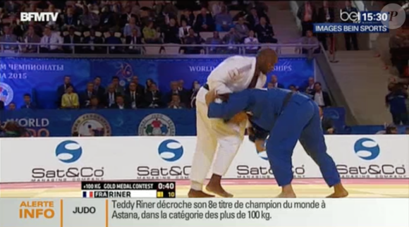Image de la finale de Teddy Riner sacré champion du monde de judo des plus de 100 kilos à Astana, le 29 août 2015.