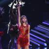 Taylor Swift sur scène lors des  MTV Video Music Awards au Microsoft Theater de Los Angeles, le 30 août 2015 les