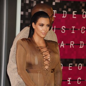 Kim Kardashian enceinte et son mari Kanye West - Soirée des MTV Video Music Awards à Los Angeles le 30 aout 2015. 