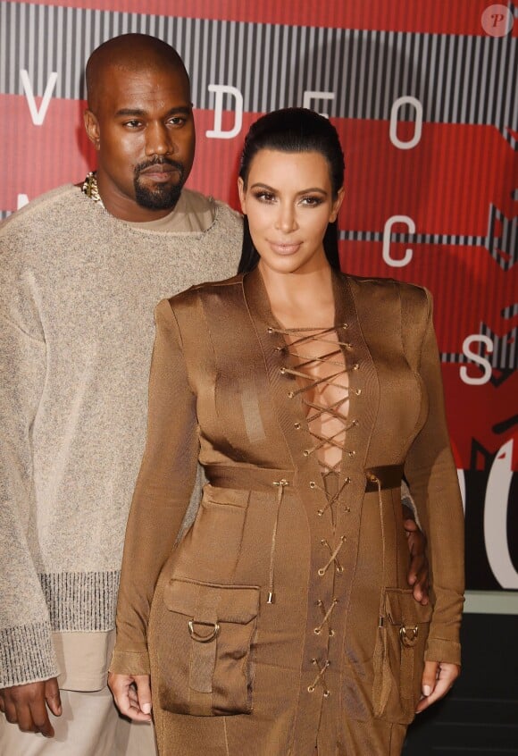 Kim Kardashian enceinte et son mari Kanye West - Soirée des MTV Video Music Awards à Los Angeles le 30 aout 2015 