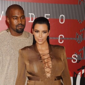 Kim Kardashian enceinte et son mari Kanye West - Soirée des MTV Video Music Awards à Los Angeles le 30 aout 2015