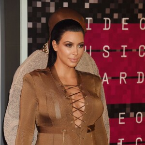 Kim Kardashian enceinte et son mari Kanye West - Soirée des MTV Video Music Awards à Los Angeles le 30 aout 2015.  