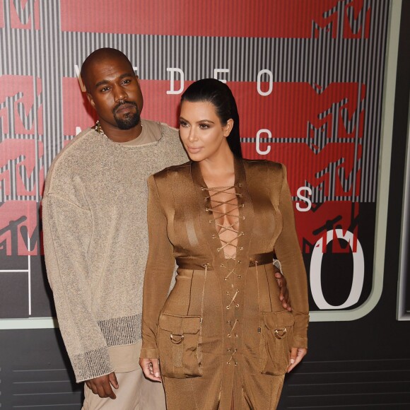 Kim Kardashian enceinte et son mari Kanye West - Soirée des MTV Video Music Awards à Los Angeles le 30 aout 2015. 