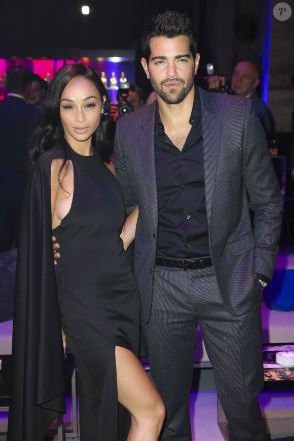 Jesse Metcalfe et sa fiancée Cara Santana assistent au 100ème anniversaire de la marque « Maybelline » à Berlin, le 15 mai 2015.