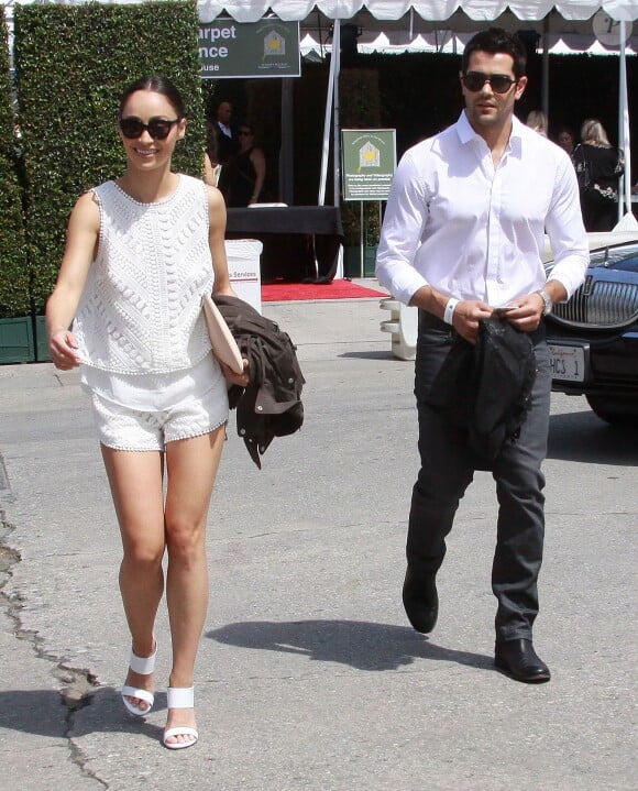 Jesse Metcalfe et sa petite amie Cara Santana à la journée caritative "Stuart House" à Los Angeles, le 26 avril 2015