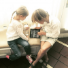 Helena et Hermes les enfants de Kelly Rutherford / photo postée sur Instagram.