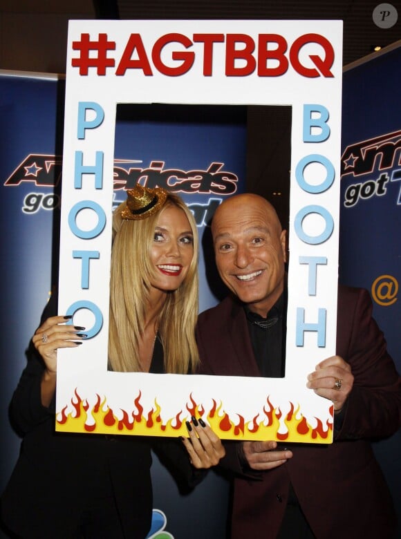 Heidi Klum, Howie Mandel - Soirée de l'émission "America's Got Talent" Saison 10 et évènement BBQ à New York, le 2 septembre 2015.  Celebrities at the 'America's Got Talent' Season 10 Live Viewing Party and BBQ event in New York City, New York on September 2, 2015.02/09/2015 - New York