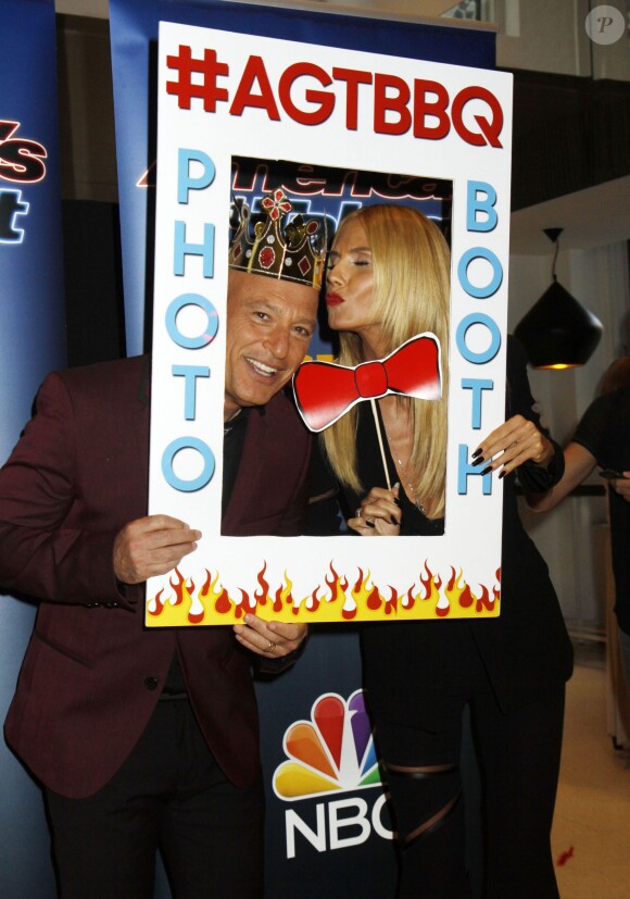 Heidi Klum, Howie Mandel - Soirée de l'émission "America's Got Talent" Saison 10 et évènement BBQ à New York, le 2 septembre 2015.  Celebrities at the 'America's Got Talent' Season 10 Live Viewing Party and BBQ event in New York City, New York on September 2, 2015.02/09/2015 - New York