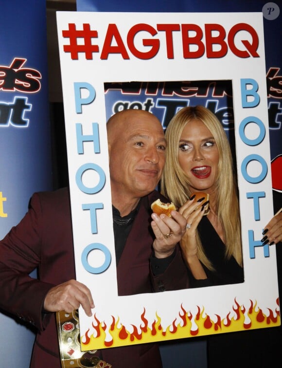 Heidi Klum, Howie Mandel - Soirée de l'émission "America's Got Talent" Saison 10 et évènement BBQ à New York, le 2 septembre 2015.  Celebrities at the 'America's Got Talent' Season 10 Live Viewing Party and BBQ event in New York City, New York on September 2, 2015.02/09/2015 - New York