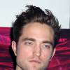 Portrait de Robert Pattinson pour la première de "Heaven Knows That" à New York le 18 mai 2015