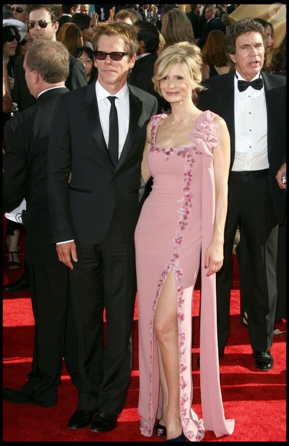 Kevin Bacon, sa femme Kyra Sedgwick - 61e cérémonie des Emmy Awards le 20 septembre 2009