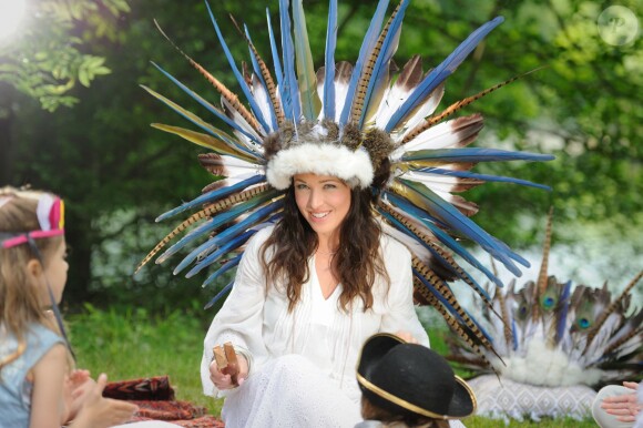 Natasha St Pier tourne le clip de Tous les Acadiens à Draveil le 3 juin 2015