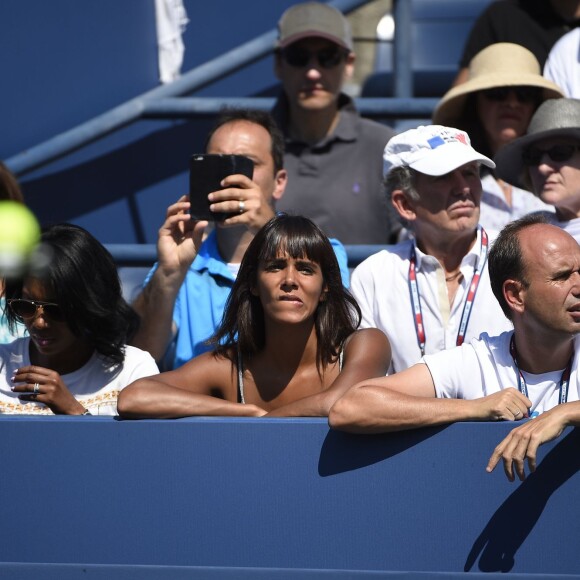 Shy'm assiste au match de Benoît Paire en huitième de finale de l'US Open, à l'USTA Billie Jean King National Tennis Center de Flushing dans le Queens à New York, le 6 septembre 2015