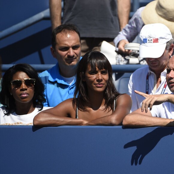 Shy'm assiste au match de Benoît Paire en huitième de finale de l'US Open, à l'USTA Billie Jean King National Tennis Center de Flushing dans le Queens à New York, le 6 septembre 2015
