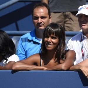 Shy'm assiste au match de Benoît Paire en huitième de finale de l'US Open, à l'USTA Billie Jean King National Tennis Center de Flushing dans le Queens à New York, le 6 septembre 2015