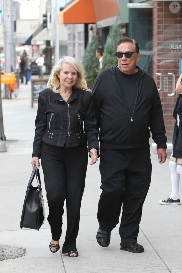 Donald Sterling avec son épouse Shelly à la sortie de chez le médecin à Beverly Hills, le 13 novembre 2014
