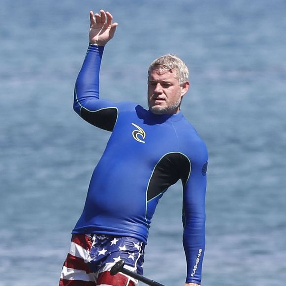 Eric Dane sur une plage à Los Angeles. Le 28 Août 2015