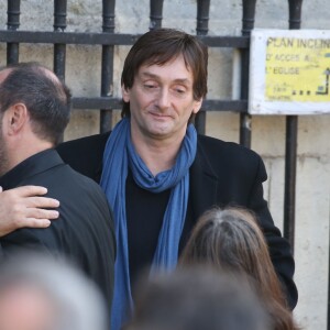 Pierre Palmade - Sortie des obsèques de Sylvie Joly en l'église Saint-Sulpice à Paris. Le 9 septembre 2015.