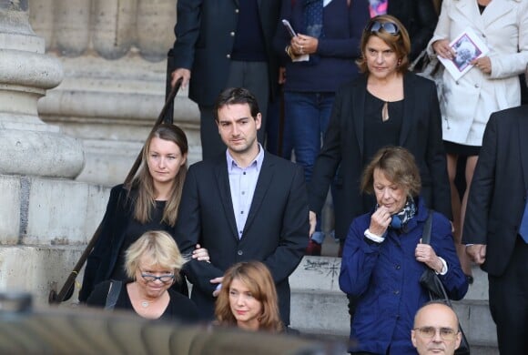 Eva Joly et sa fille Caroline, Mathilde Vitry (la fille de Sylvie Joly) - Sortie des obsèques de Sylvie Joly en l'église Saint-Sulpice à Paris. Le 9 septembre 2015.